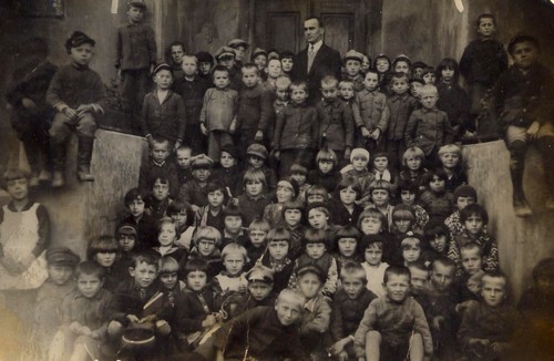 Klasa II Szkoła Podstawowa w Sarnakach  rok 1935-1936
